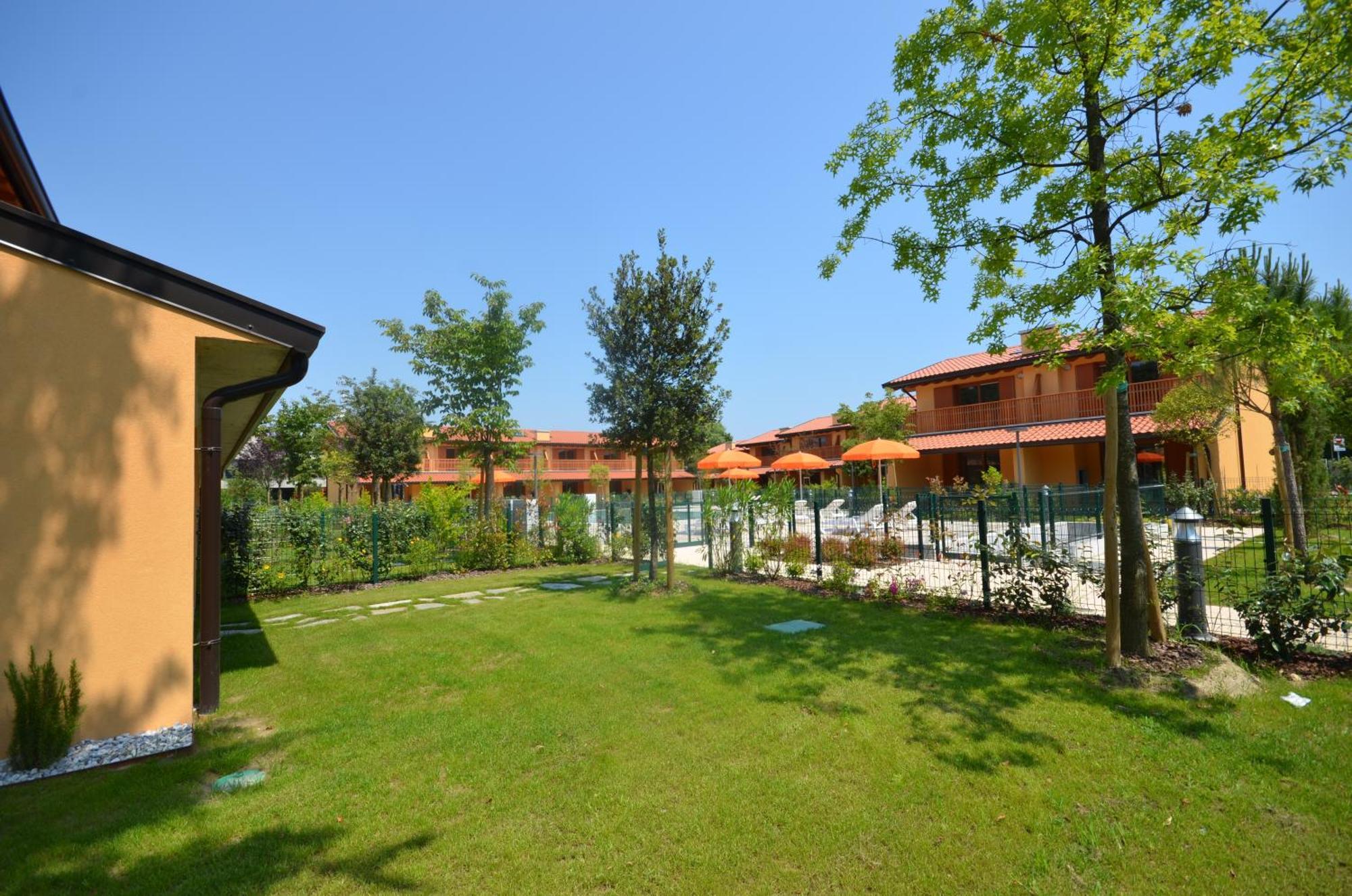 Villaggio Tamerici Lignano Sabbiadoro Buitenkant foto